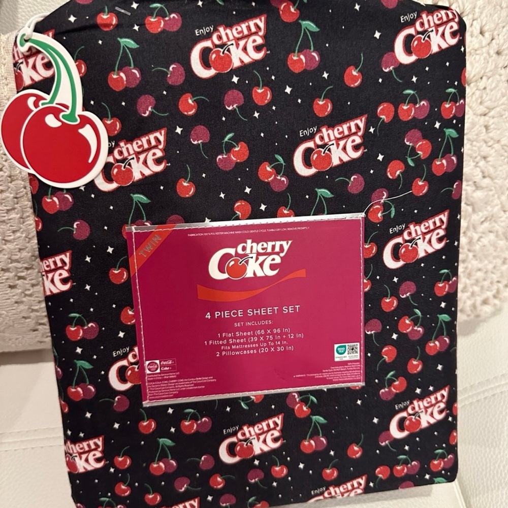 Cherry Coke 4 Piece Sheet Set Twin